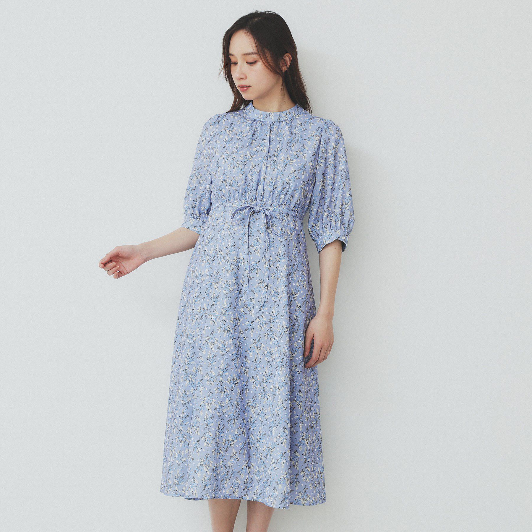 index「スタンドネック小花柄ワンピース【洗濯機洗い可/イージーアイロン】」|ワンピース|