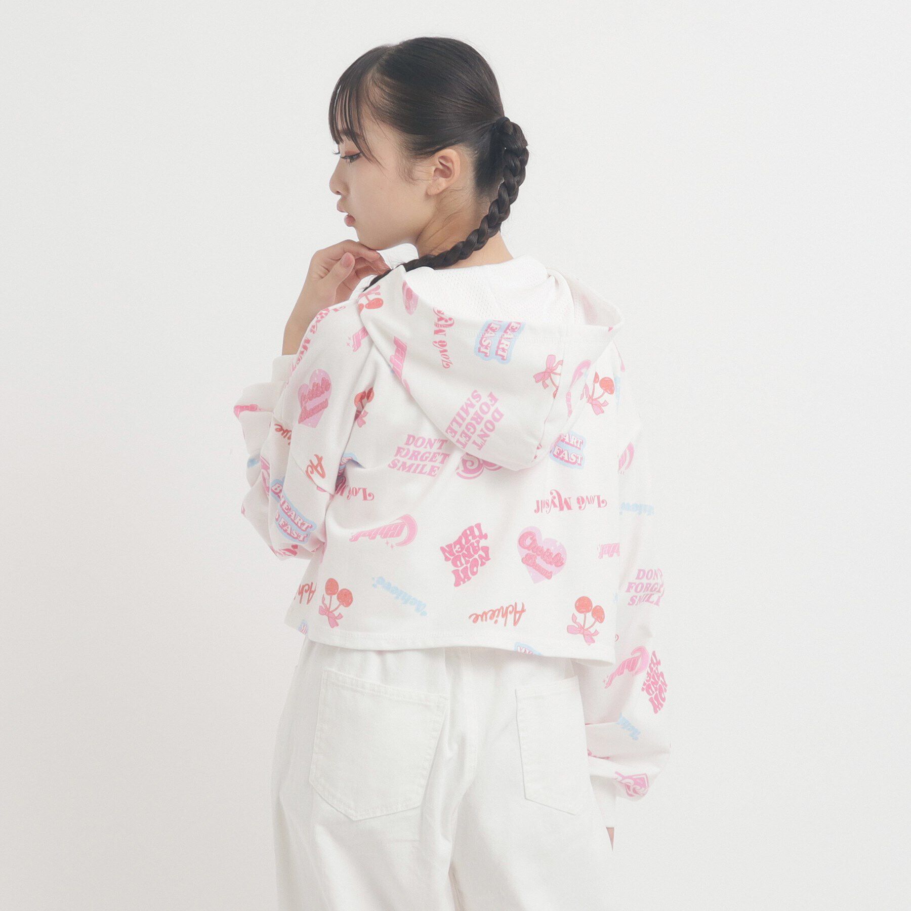 PINK-latte「【るーつくコラボ】総柄プリントショートフーディー」|パーカー|