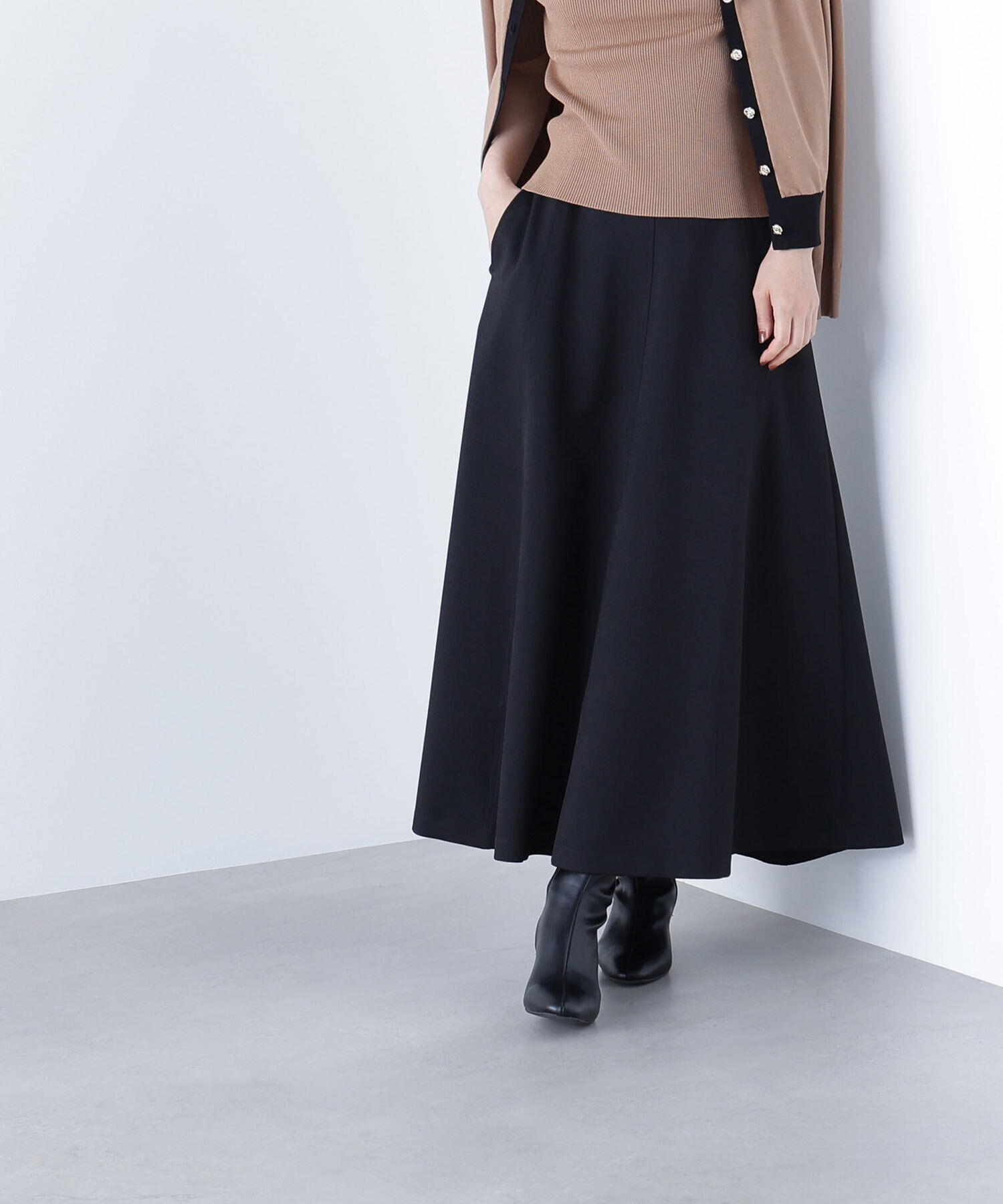  「ウーリッシュカルゼシリーズ フレアスカート」|スカート|