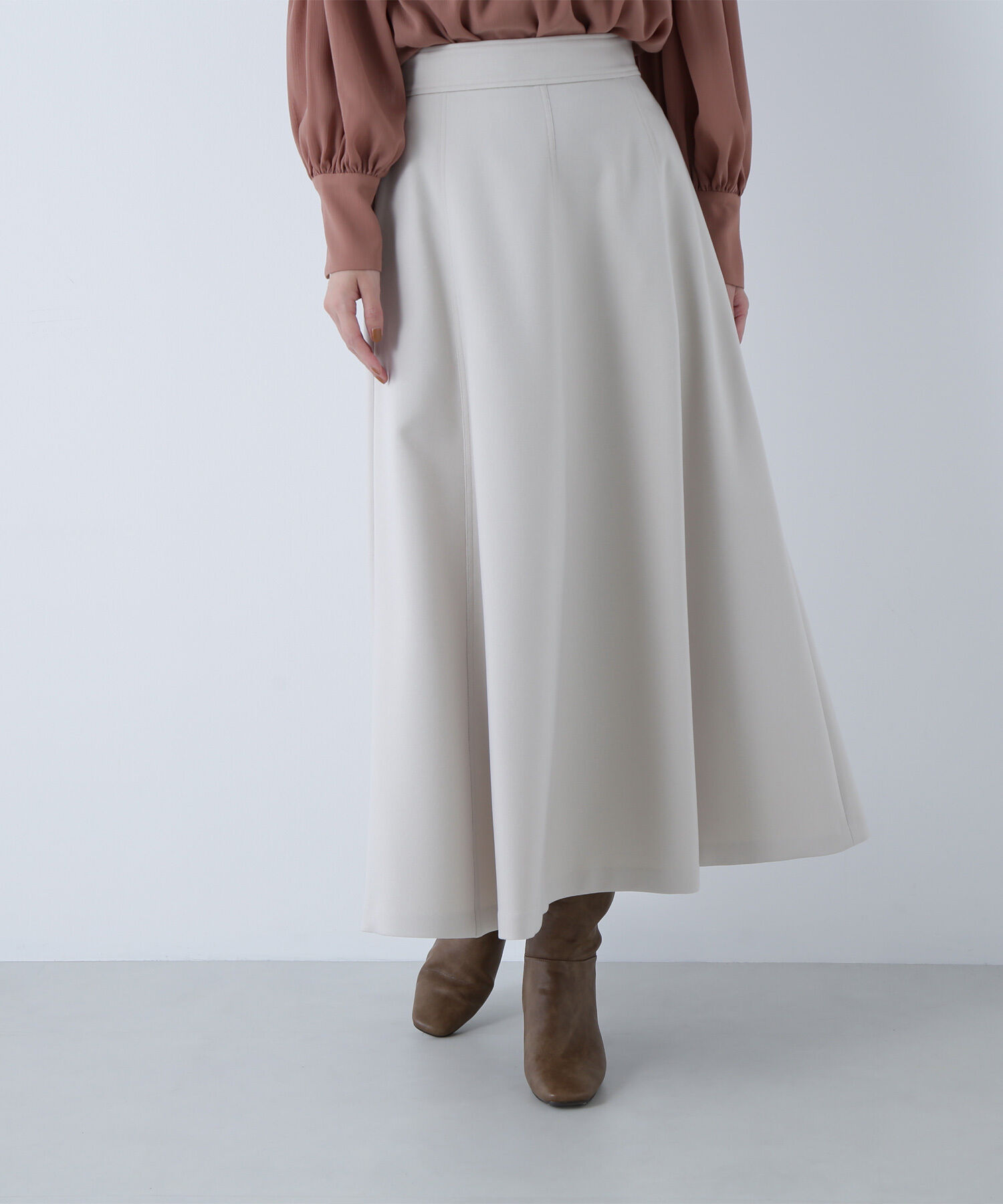  「ウーリッシュカルゼシリーズ フレアスカート」|スカート|ベージュ