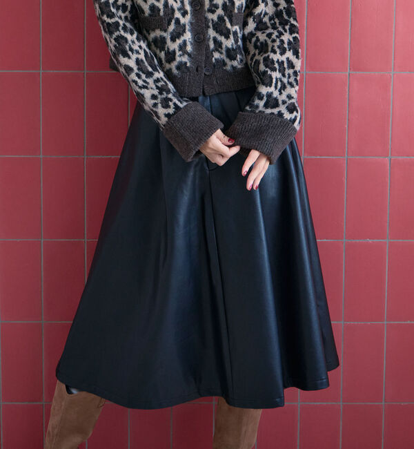 archives「フェイクレザーフレアミディスカート」|スカート|