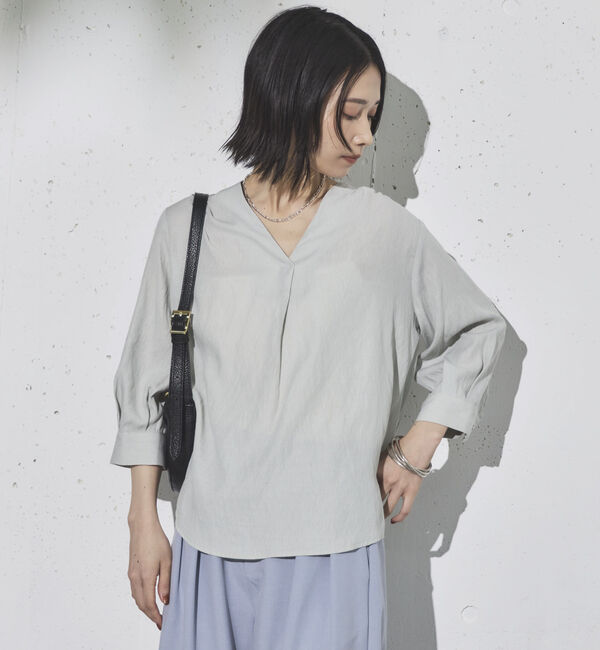Doux archives「ウォッシャブルリネンライクＶ開きタックブラウス」|シャツ・ブラウス|GRAY
