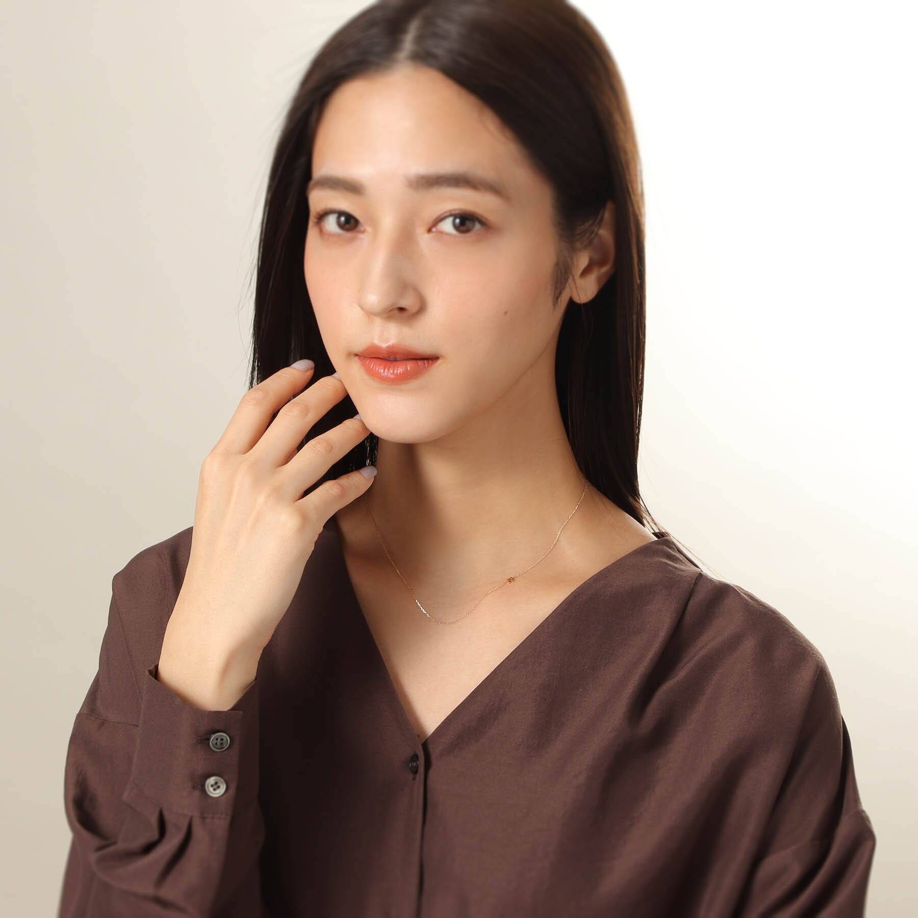 COCOSHNIK「【WEB限定】K10イニシャルＲ ネックレス」|ネックレス|