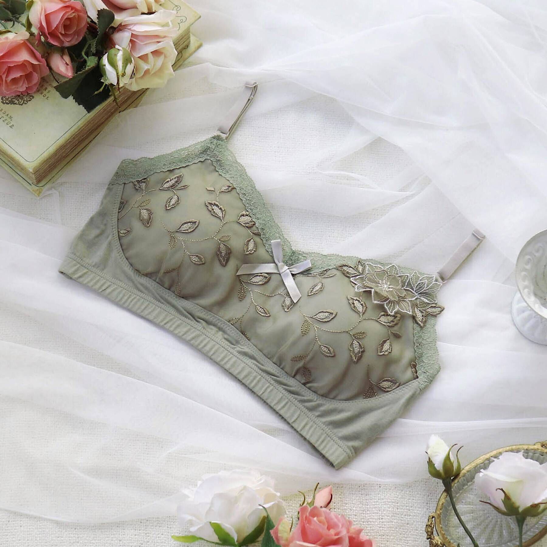 Risa Magli「ライナ おやすみブラ」|インナー|グリーン(024)