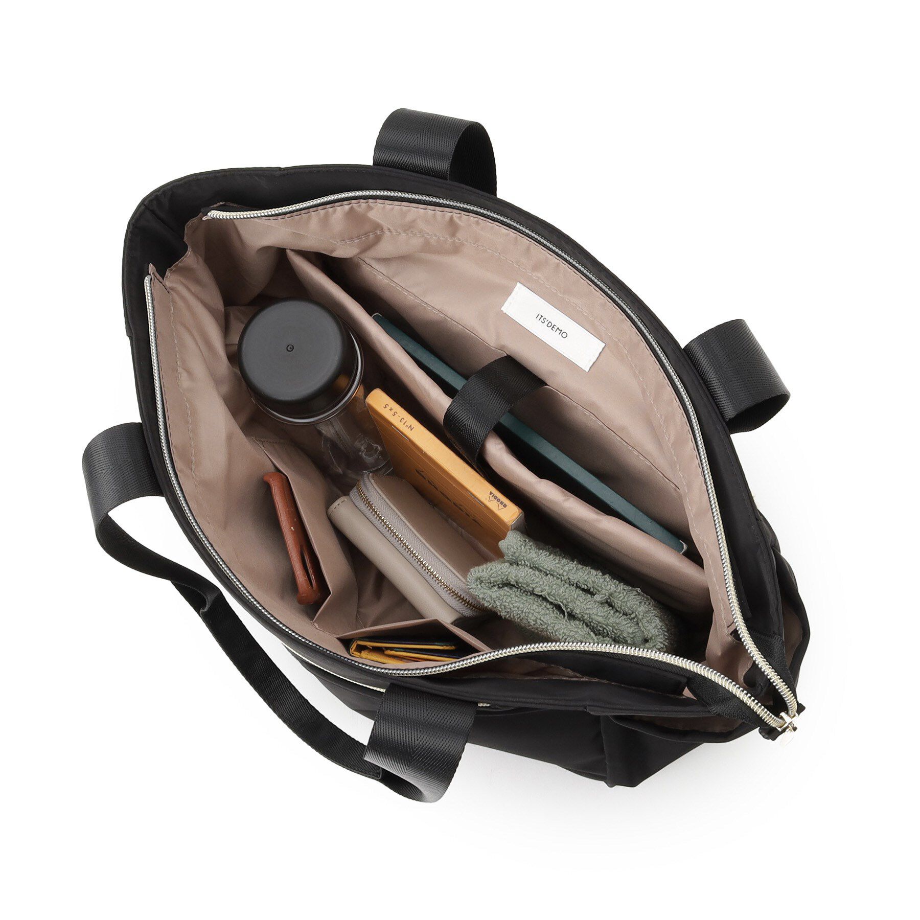 ITS&rsquo;DEMO「【A4対応／11ポケット】両面撥水A4トート」|トートバッグ|