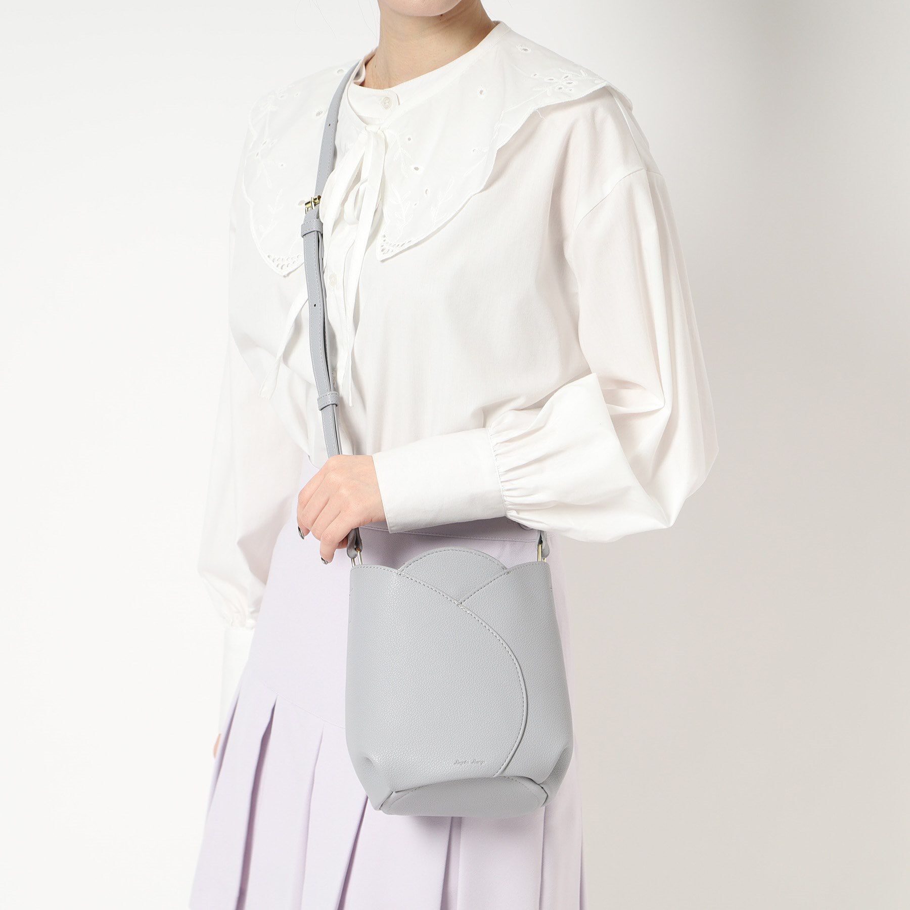 Ober Tashe「チューリップモチーフミニショルダー」|ショルダー・メッセンジャー|