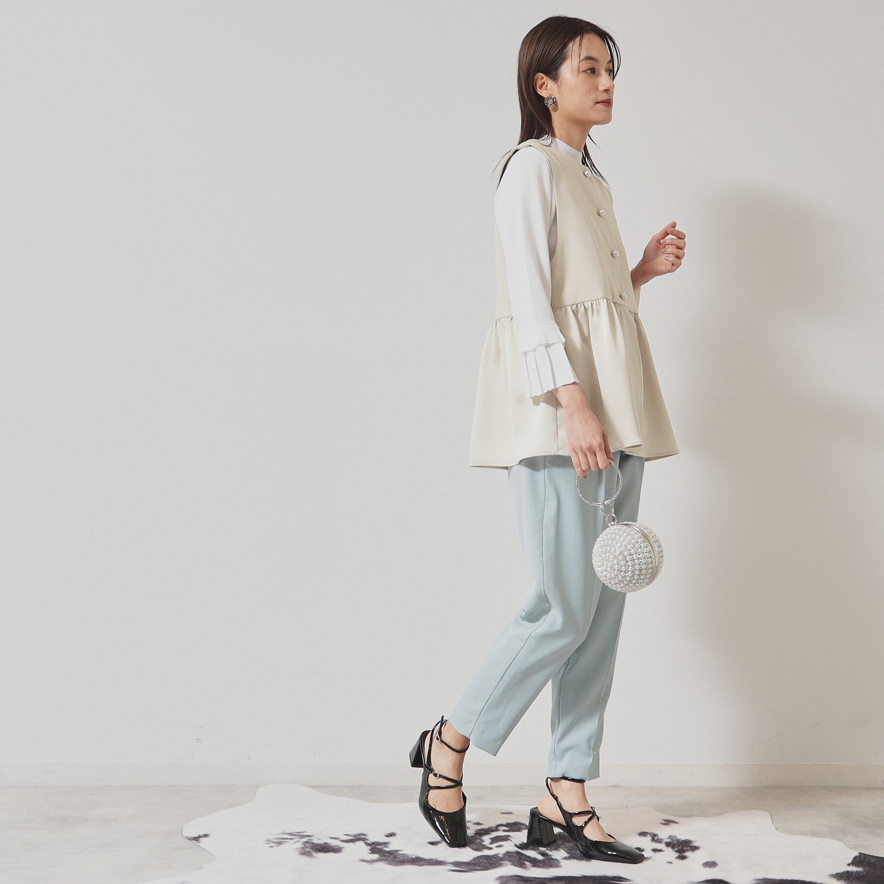 SunaUna「【異素材切り替え／パール調ボタン】ペプラムベスト」|ベスト・ジレ|