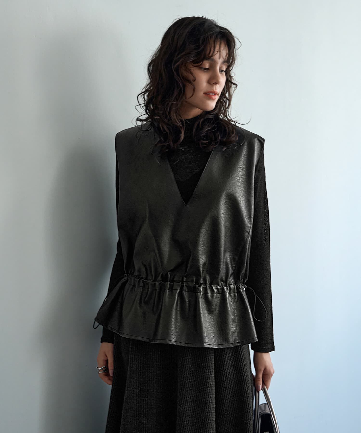 STYLE DELI「【LUXE】ペプラムフェイクレザーベスト」|ベスト・ジレ|ブラック