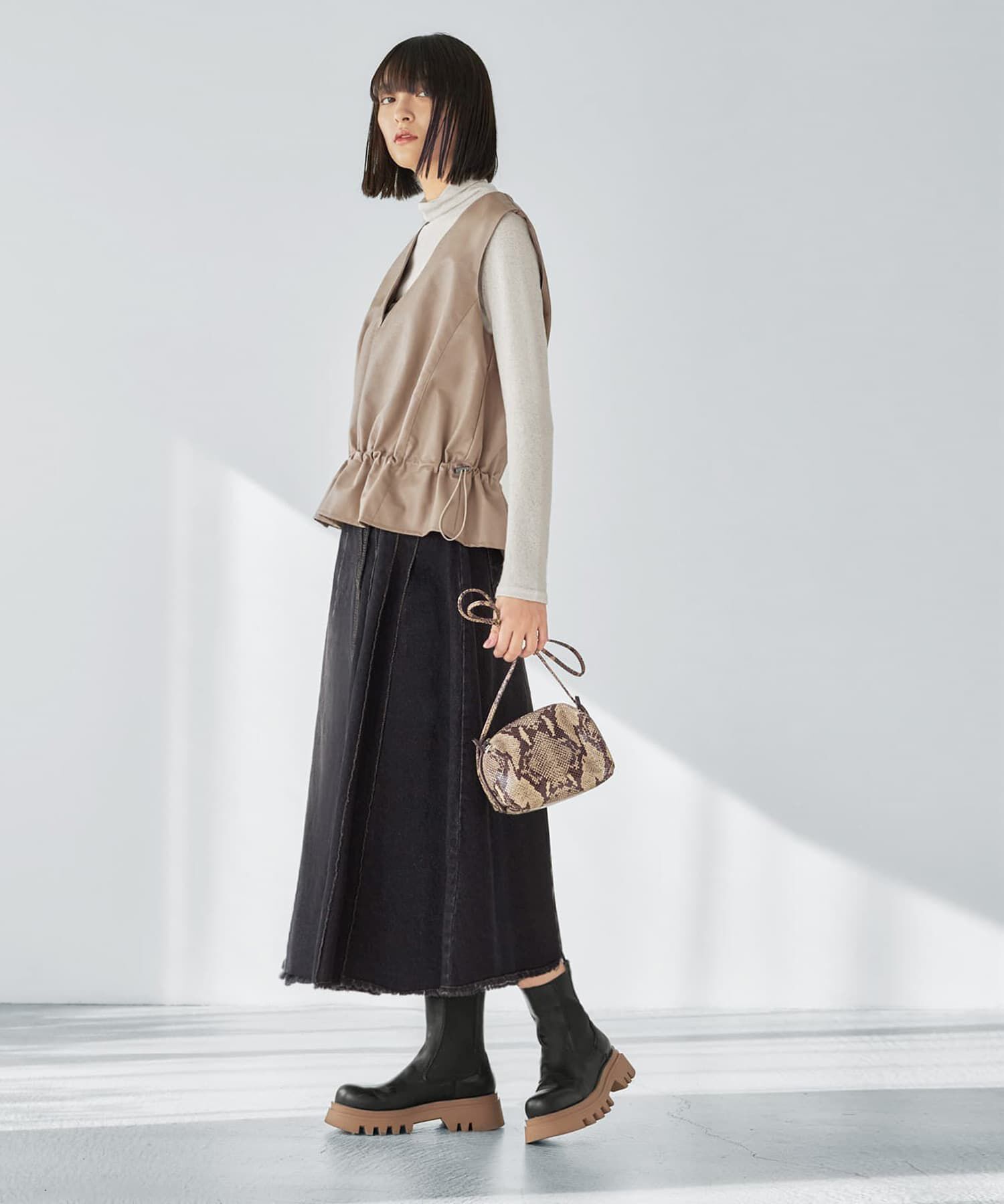 STYLE DELI「【LUXE】ペプラムフェイクレザーベスト」|ベスト・ジレ|