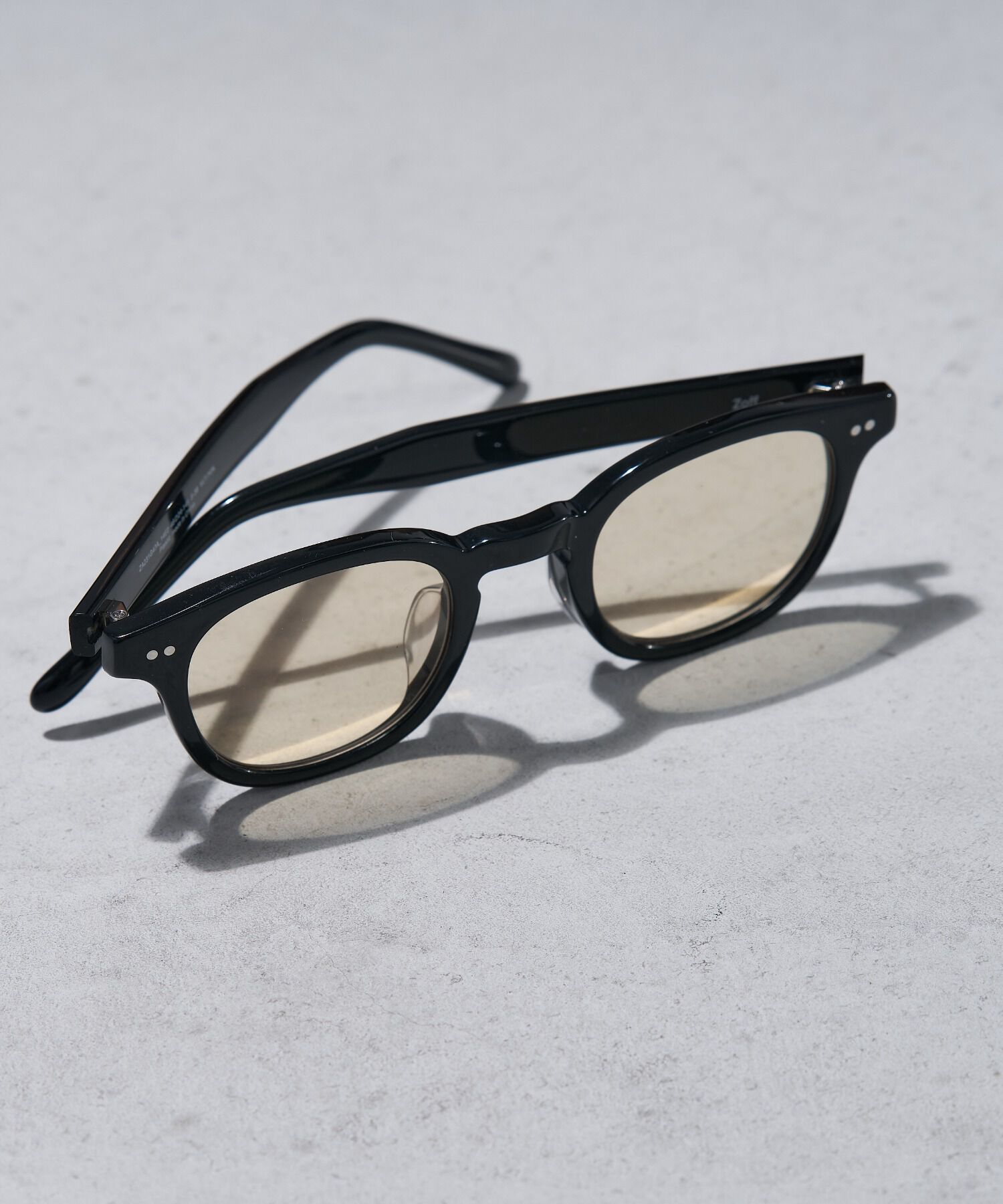  「【WEB限定】ウェリントン型 サングラス  ※一部レンズの色が変わる調光サングラス 紫外線対策」|サングラス|