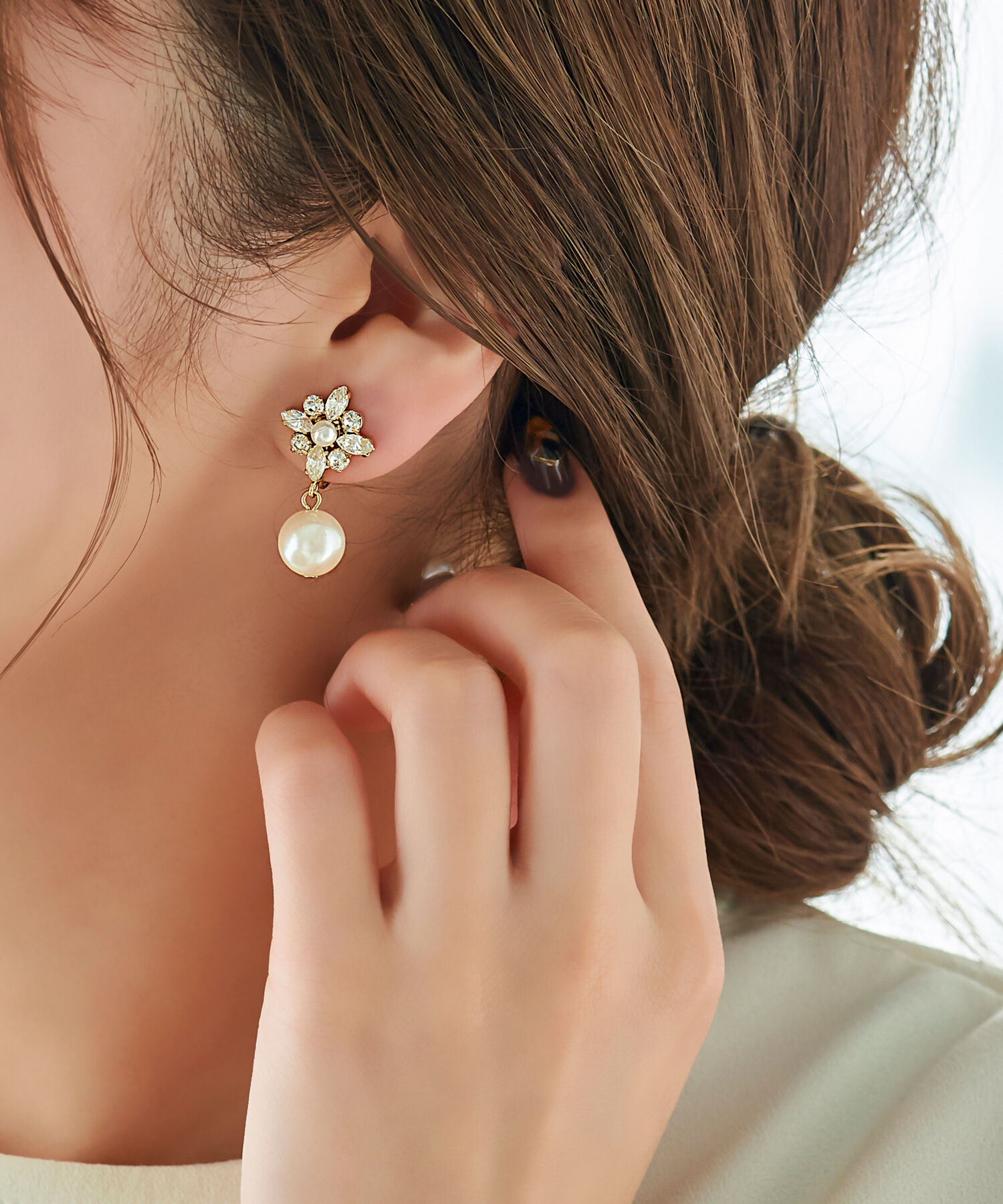 Phoebe「フルールパールビジューイヤリング クリア」|イヤリング|クリア