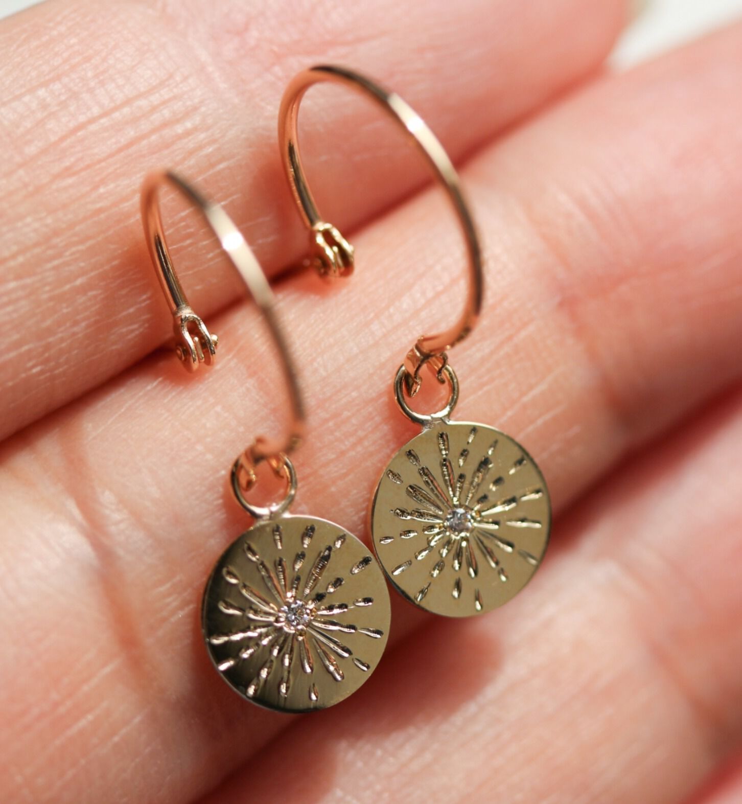  「ゴールド コイン スナップ フープ ピアス | K10YG」|ピアス|K10 イエローゴールド