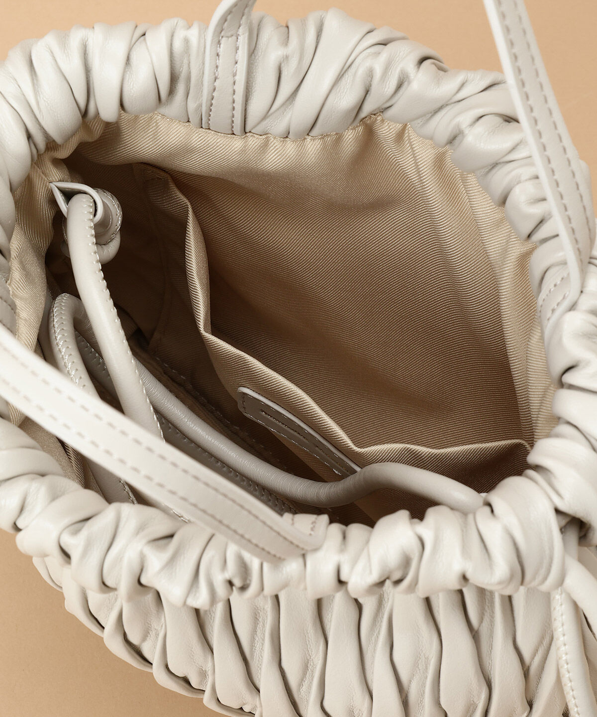 Samantha Thavasa「プリーツ巾着バッグ」|その他|