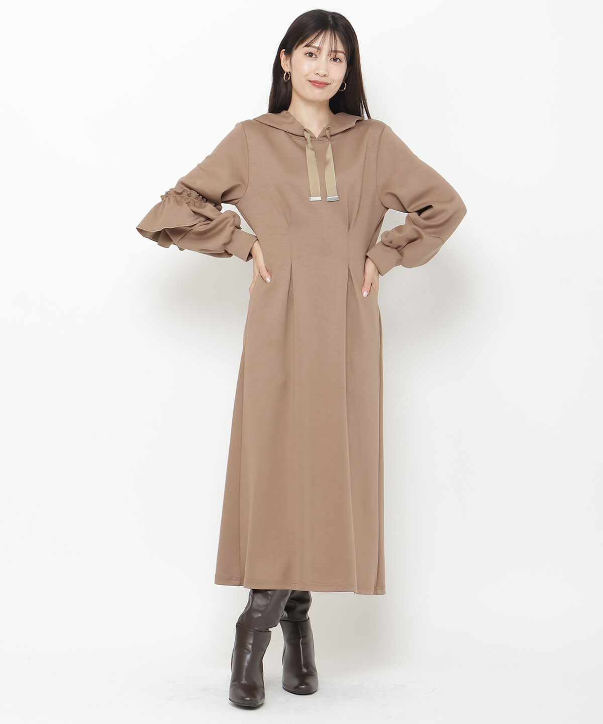 アンドクチュール「アシメフリルスリーブフーディワンピース」|ワンピース|