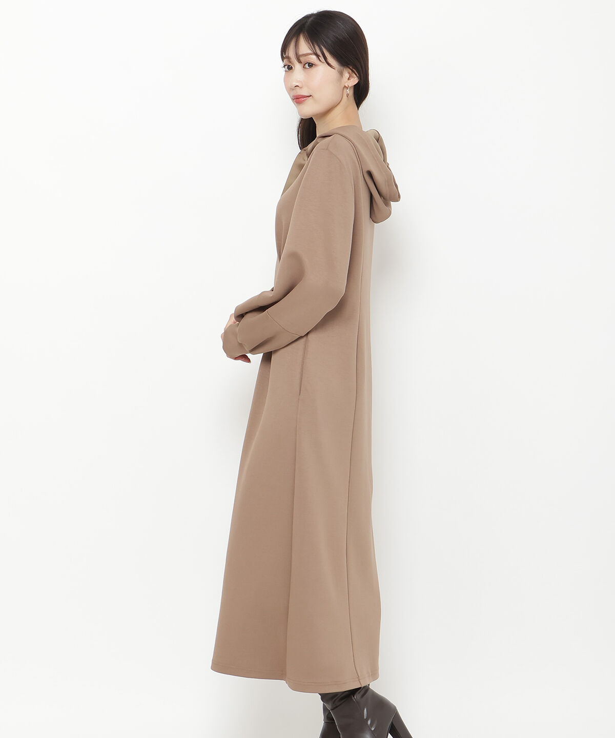 アンドクチュール「アシメフリルスリーブフーディワンピース」|ワンピース|