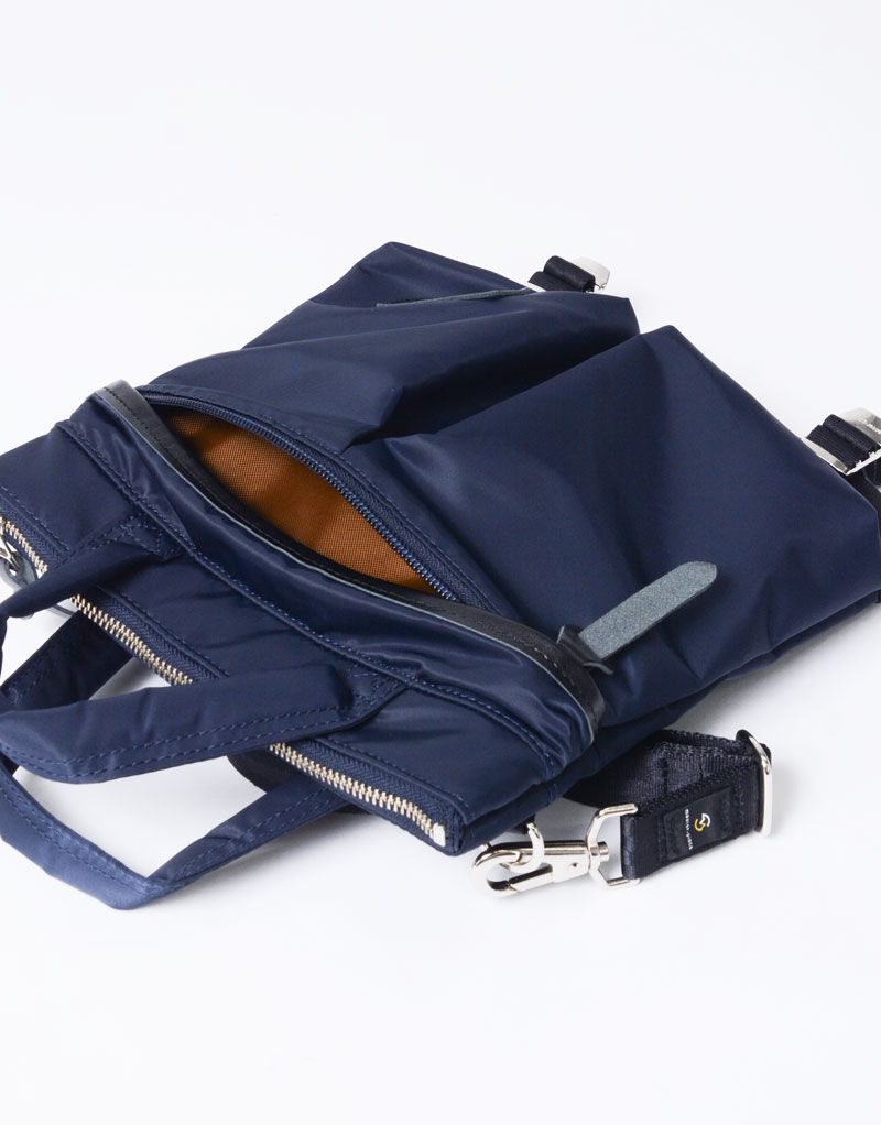 master-piece「Lightning ヘルメットバッグS」|ショルダー・メッセンジャー|