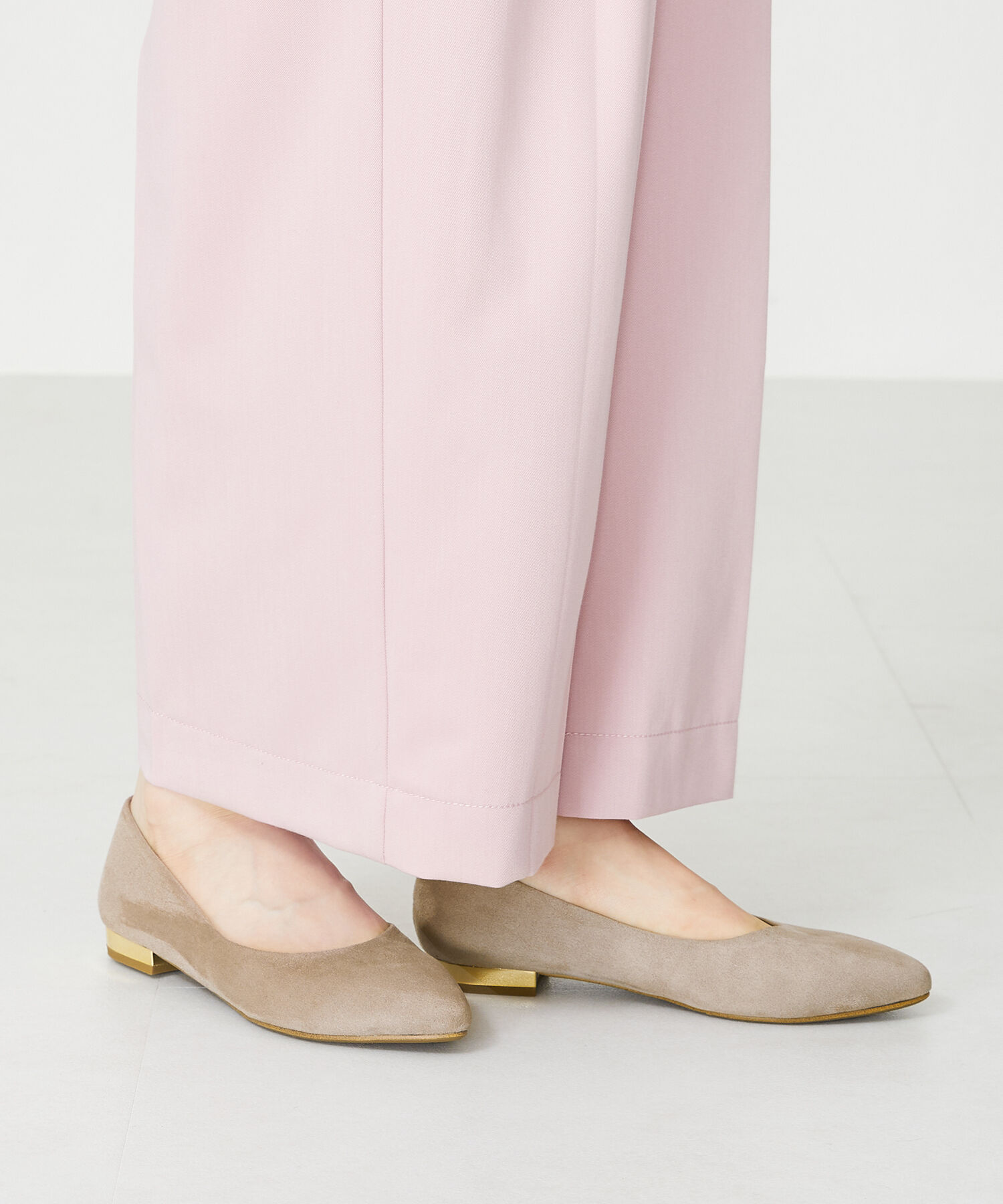 ORiental TRaffic「【WEB限定 / 累計15万足突破】ポインテッドトゥ フラット パンプス /R-4007 通勤靴 厚手クッション」|パンプス|