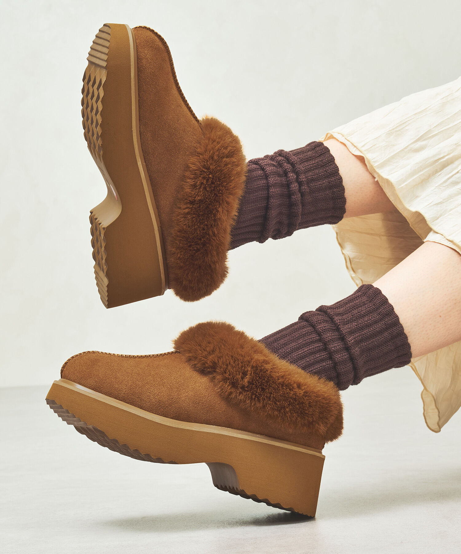 ORiental TRaffic「●2025秋冬新作●【 厚底 ・ 美脚 】 ムートン サボ /51325 ファー レオパード 防寒 」|サンダル|