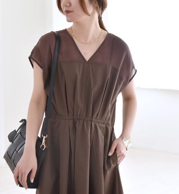 quaranciel「quaranciel :〈洗濯機可能〉シアー ドッキング Vネック フレンチスリーブ ワンピース」|ワンピース|