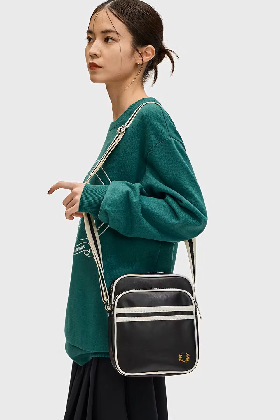 FRED PERRY 「Classic Side Bag」|ショルダー・メッセンジャー|