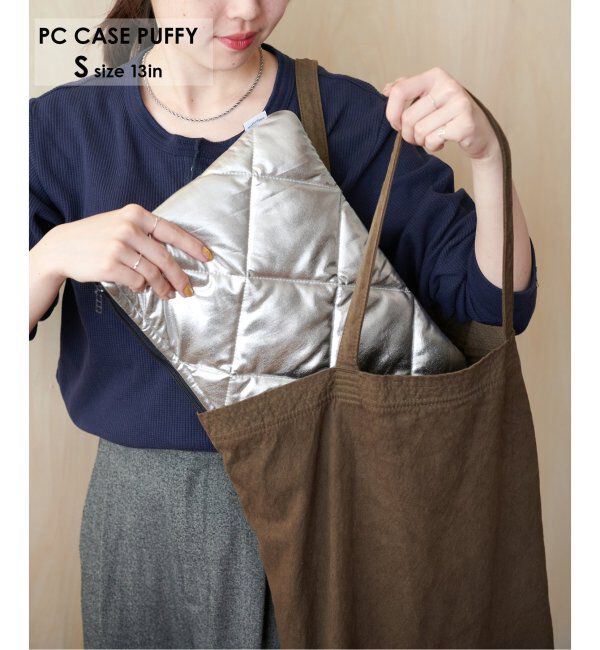 journal standard Furniture「24F1 PC CASE PUFFY S　PCケース 13インチ」|ステーショナリー|シルバー