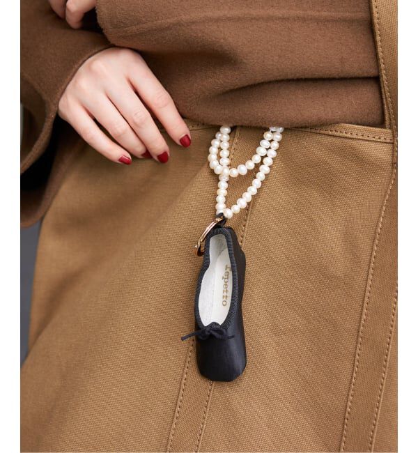 IENA「《WEB限定/追加》repetto/レペット Ballet Charm チャーム A0097SCHAUSSON」|キーケース|ブラック
