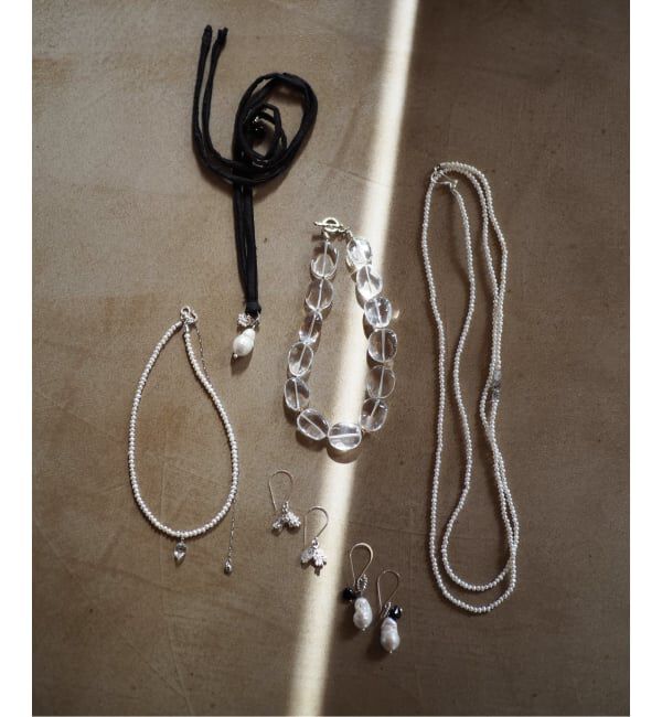 IENA LA BOUCLE「Y.A.Acc/ワイエーアク&times;LA BOUCLE別注 クリスタルチャームピアス」|ピアス|