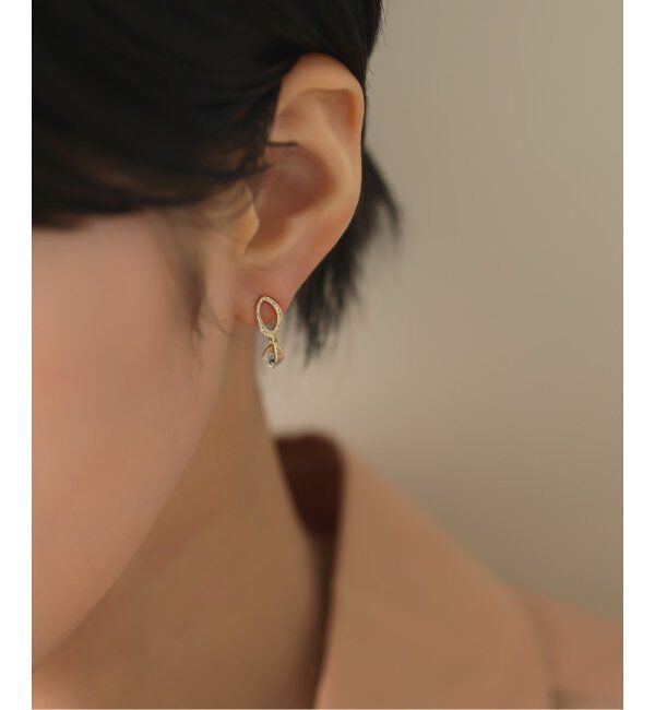 Lilas by Spick&Span「ラフカットクォーツテクスチャーピアス K10（両耳）」|ピアス|