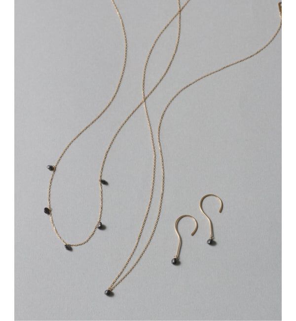 Lilas by Spick&Span「ブラックホールダイヤ1pフックピアス K18」|ピアス|