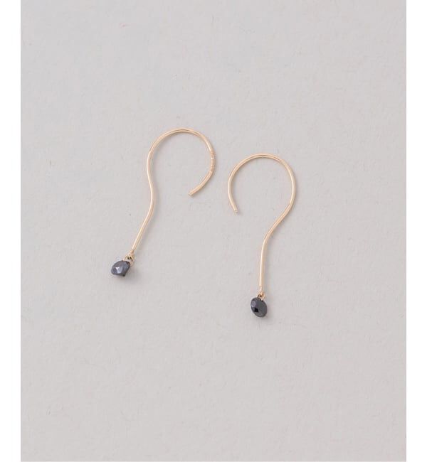 Lilas by Spick&Span「ブラックホールダイヤ1pフックピアス K18」|ピアス|