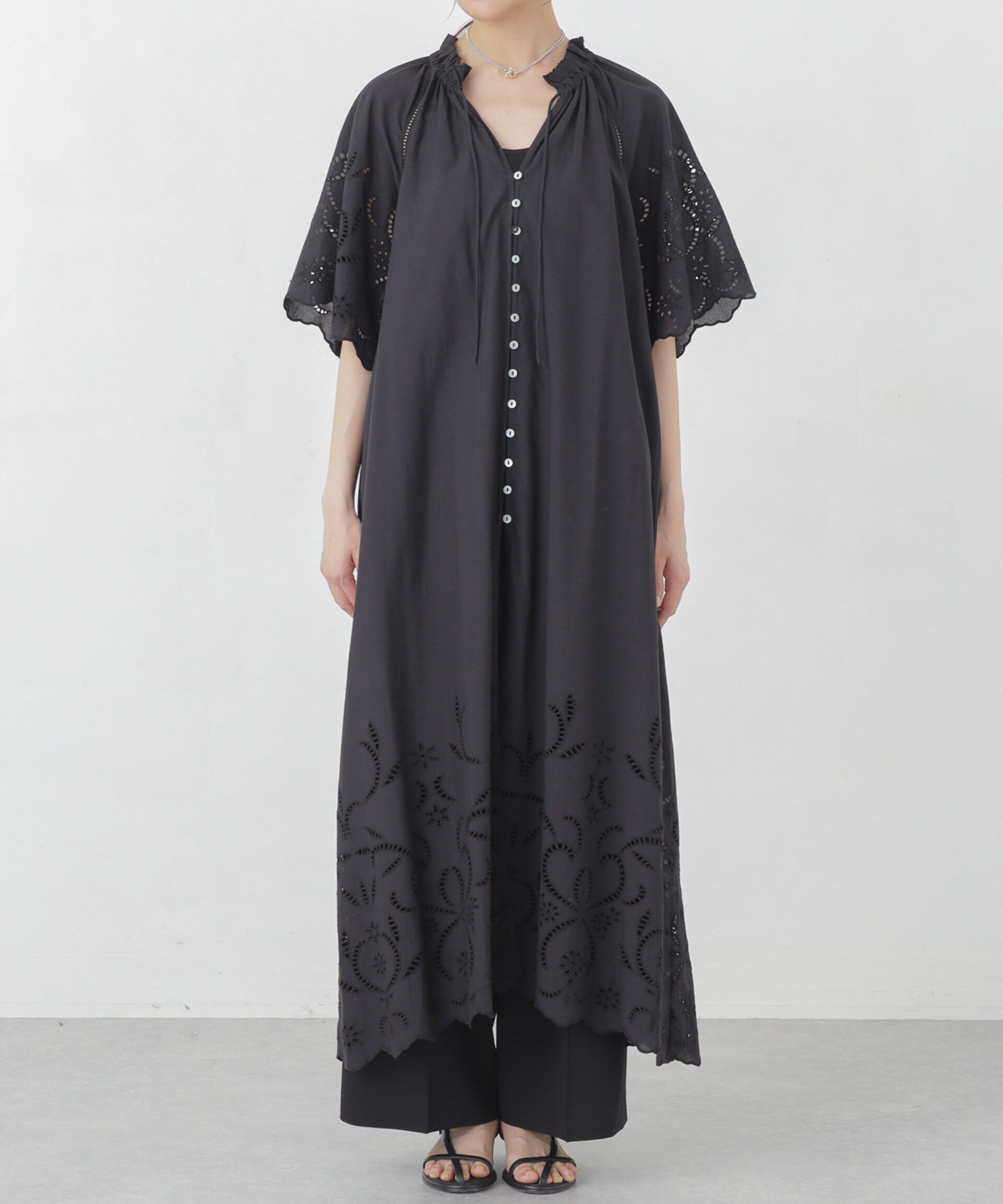 nano･universe「インドシフリー刺繍ワンピース」|ワンピース|