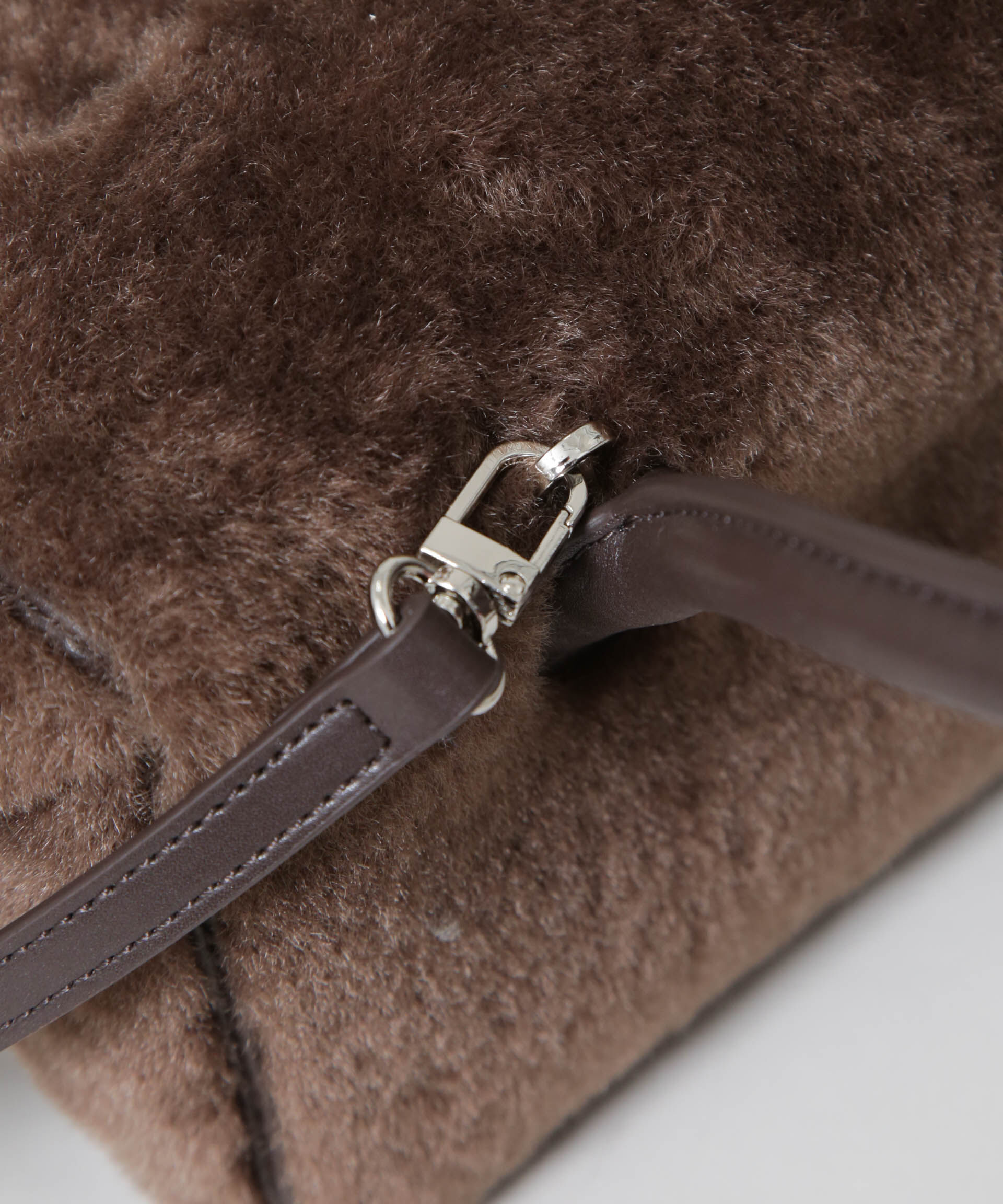 nano･universe「ADD CULUMN/LOP SHLD S FUR」|ショルダー・メッセンジャー|