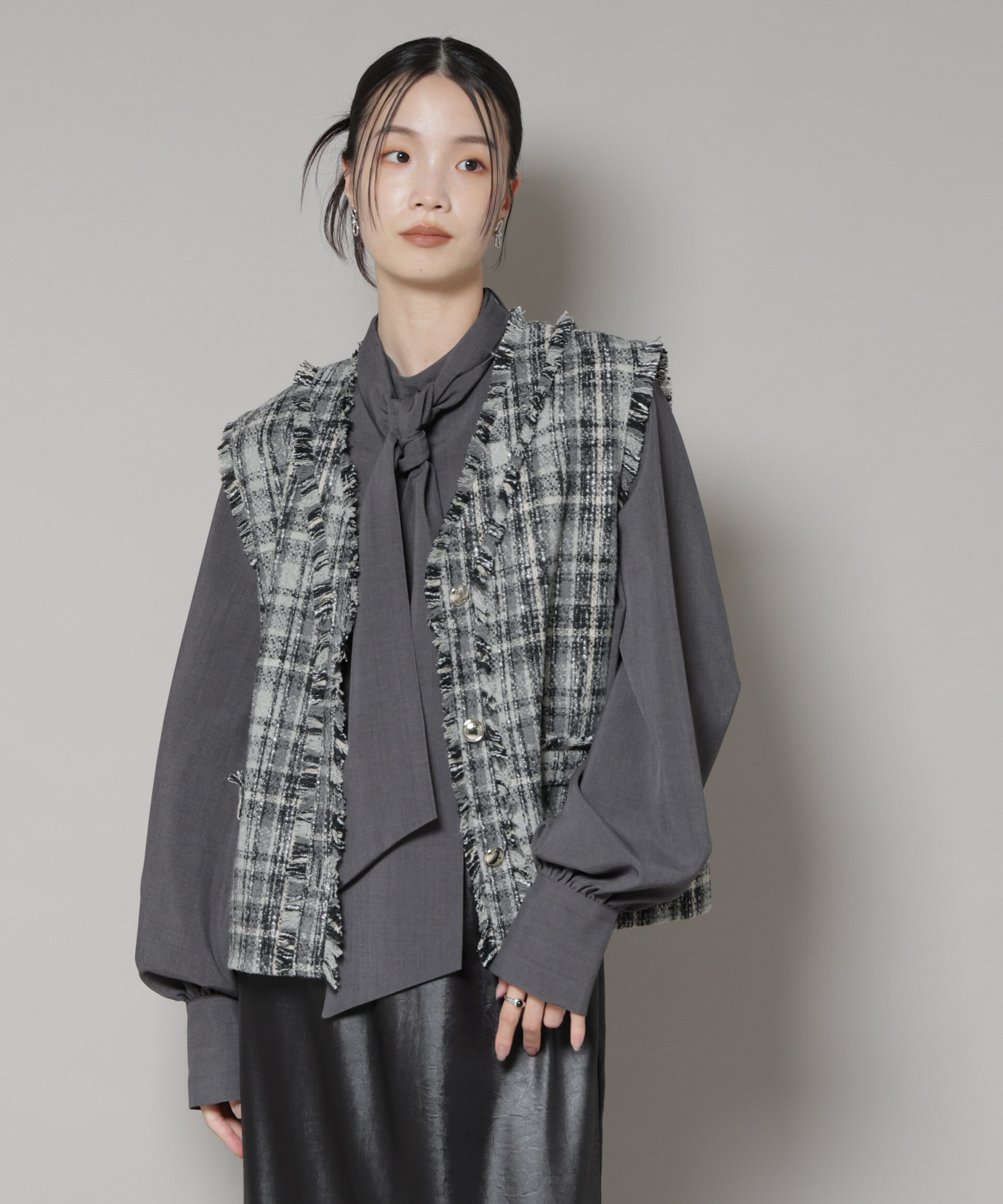 nano･universe「チェックフリンジ金ボタンジレ(セットアップ可)」|テーラードジャケット|ブラック