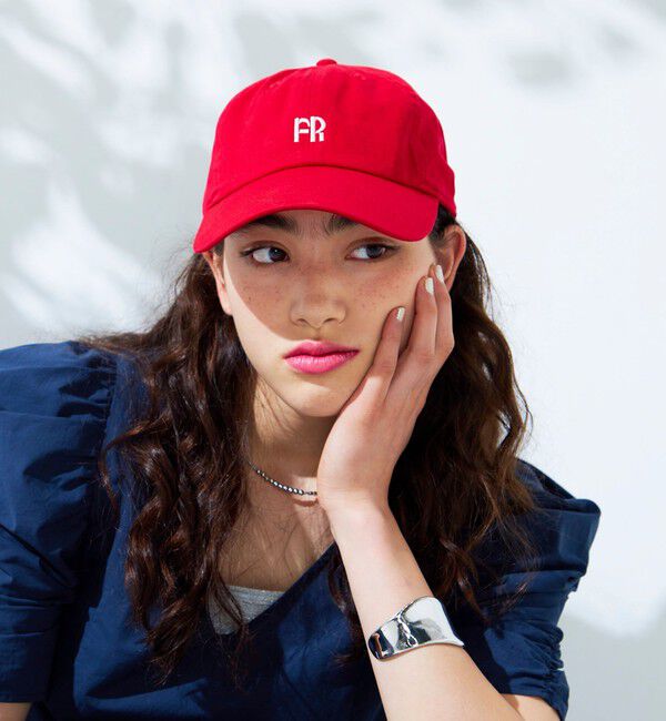 fredy emue「【新色登場】FR刺しゅうキャップ」|キャップ・キャスケット|