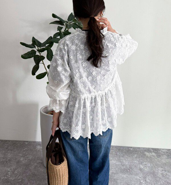 fredy emue「3D刺繍スカラップ前開きブラウス」|シャツ・ブラウス|