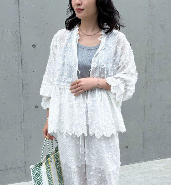 fredy emue「3D刺繍スカラップ前開きブラウス」|シャツ・ブラウス|