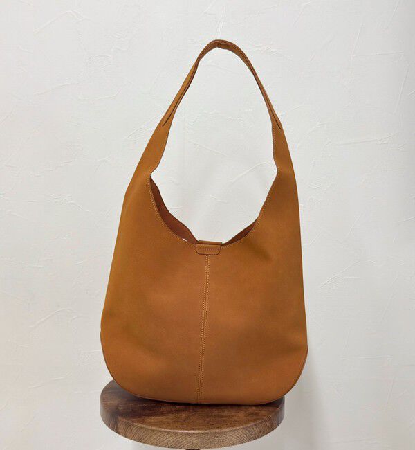 fredy emue「ポーチ付きラウンドワンショルバッグ」|ショルダー・メッセンジャー|