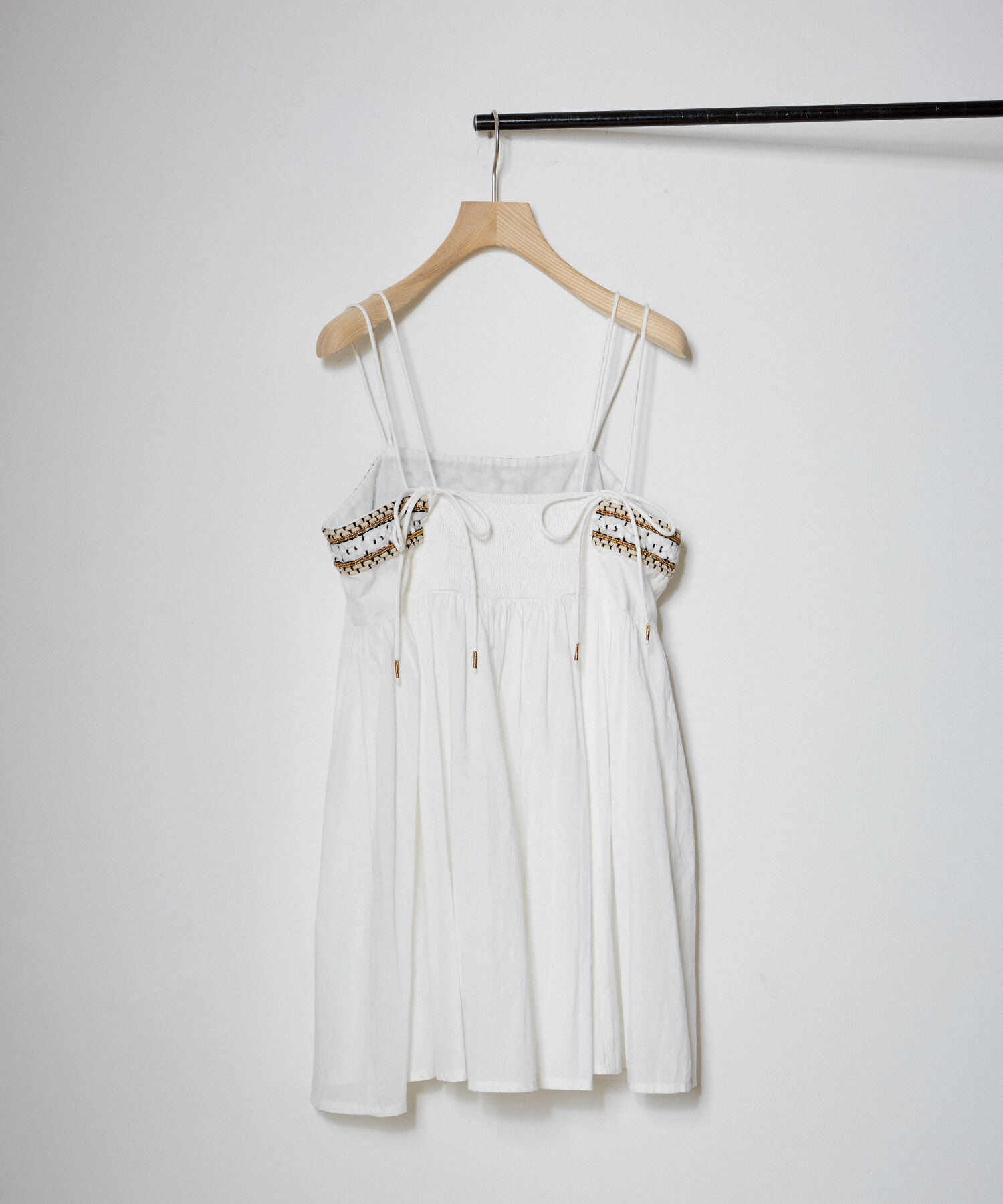 SALON adam et rope'「【WEB限定】ビーズ刺繍キャミソール【洗える】」|キャミソール|