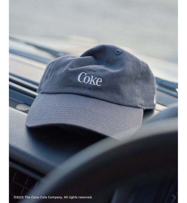 SALON adam et rope'「Coca-Colaエンブロイダリーキャップ」|キャップ・キャスケット|チャコール(06)