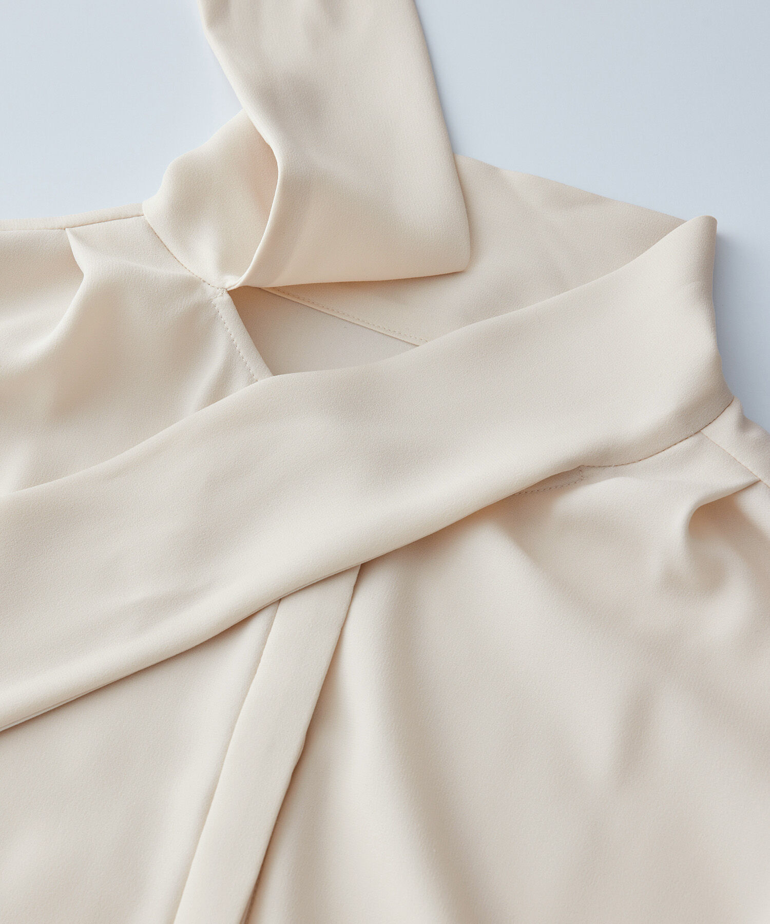 ROPE「ジョーゼットストレッチ ボウタイブラウス【セレモニー対応】【洗える】」|シャツ・ブラウス|