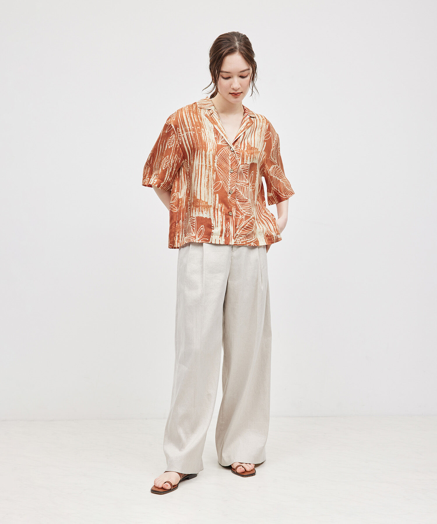 ROPE「【IPEKER】ニュアンスボタニカル開襟シャツ」|シャツ・ブラウス|