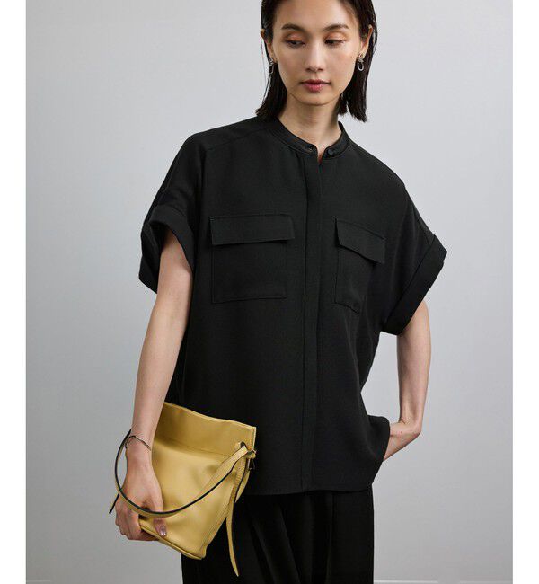 ROPE「【洗える・カセット服】バックサテンフラップブラウス/お仕事・通勤・セットアップ対応【ドラマ着用】」|シャツ・ブラウス|