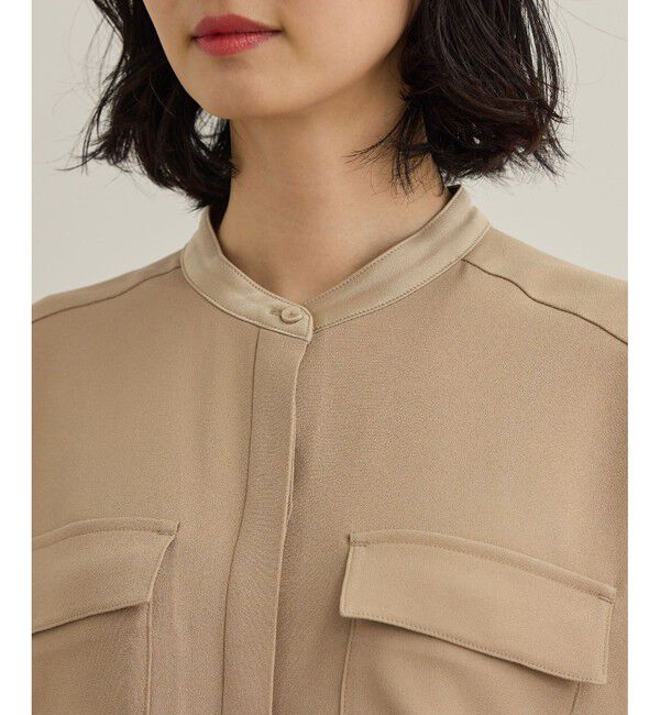 ROPE「【洗える・カセット服】バックサテンフラップブラウス/お仕事・通勤・セットアップ対応【ドラマ着用】」|シャツ・ブラウス|