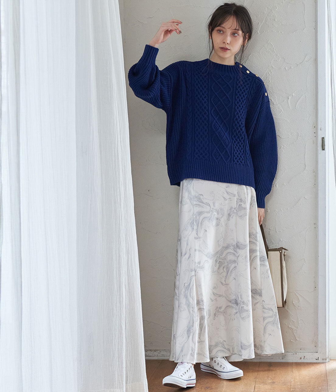 VIS「くるみ釦サテンナロースカート」|スカート|