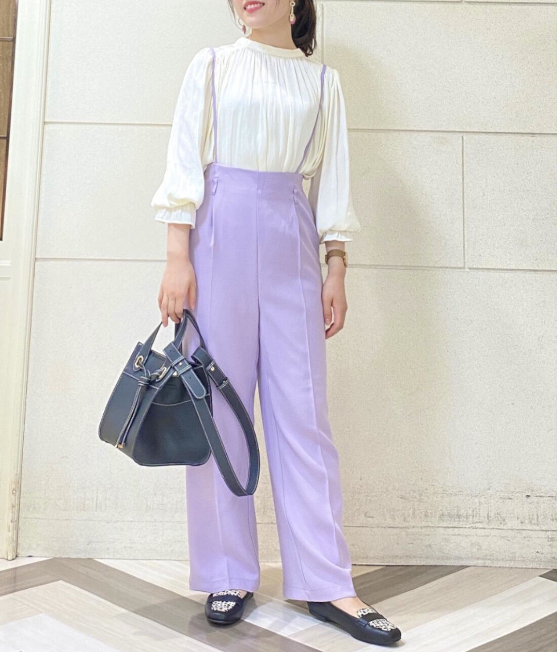 VIS「【WEB限定SSサイズ】バッククロスサスペンダーワイドパンツ」|スラックス|