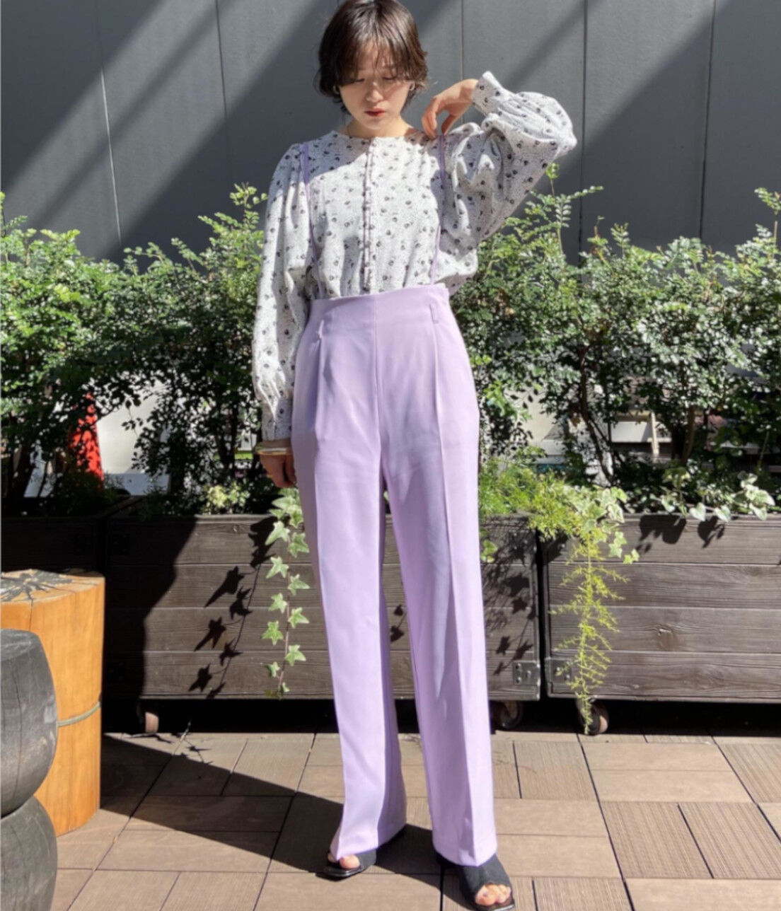 VIS「【WEB限定SSサイズ】バッククロスサスペンダーワイドパンツ」|スラックス|