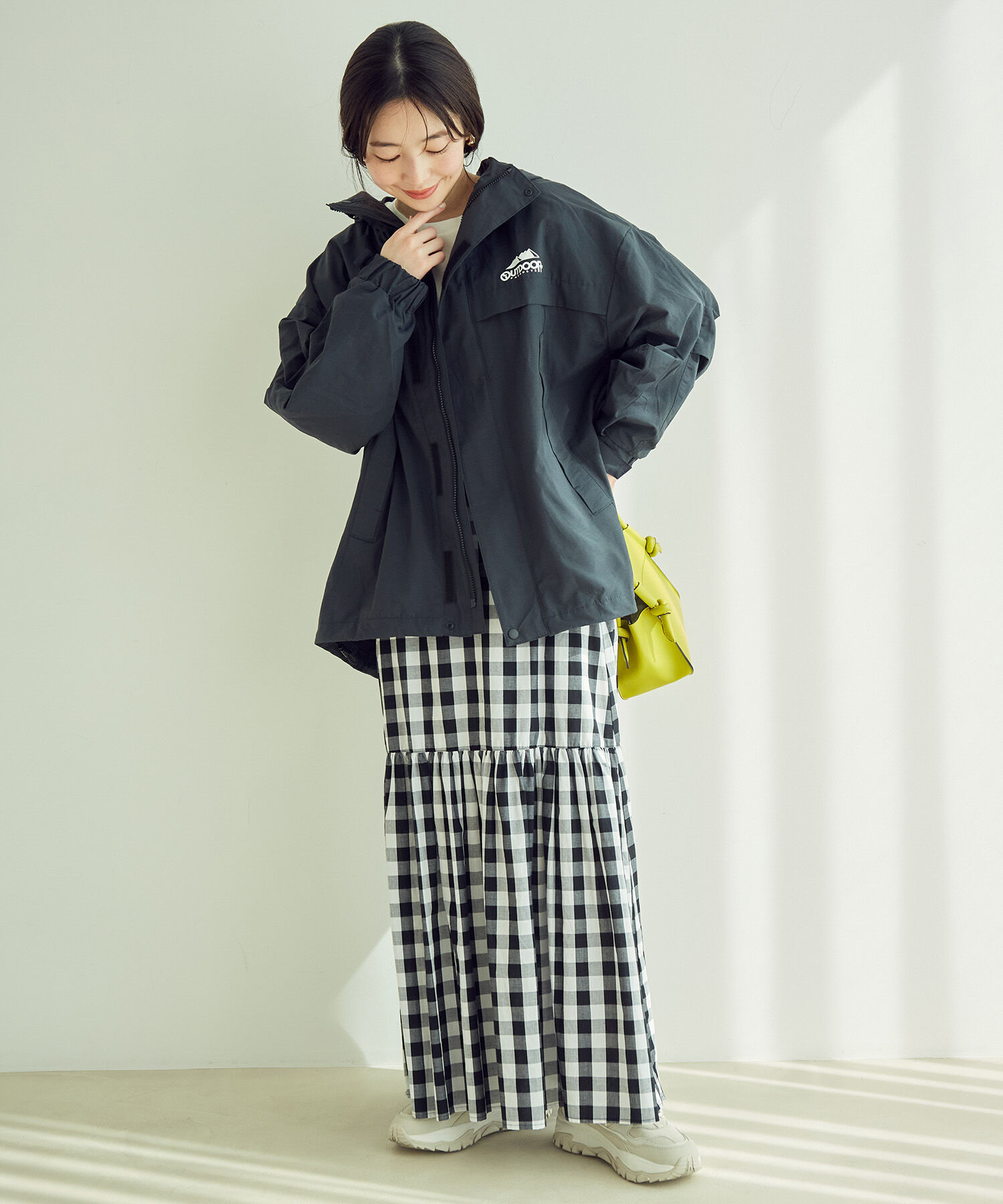 VIS「【OUTDOOR PRODUCTSコラボ】【洗濯可】オーバーサイズマウンテンパーカー」|アウトドア|