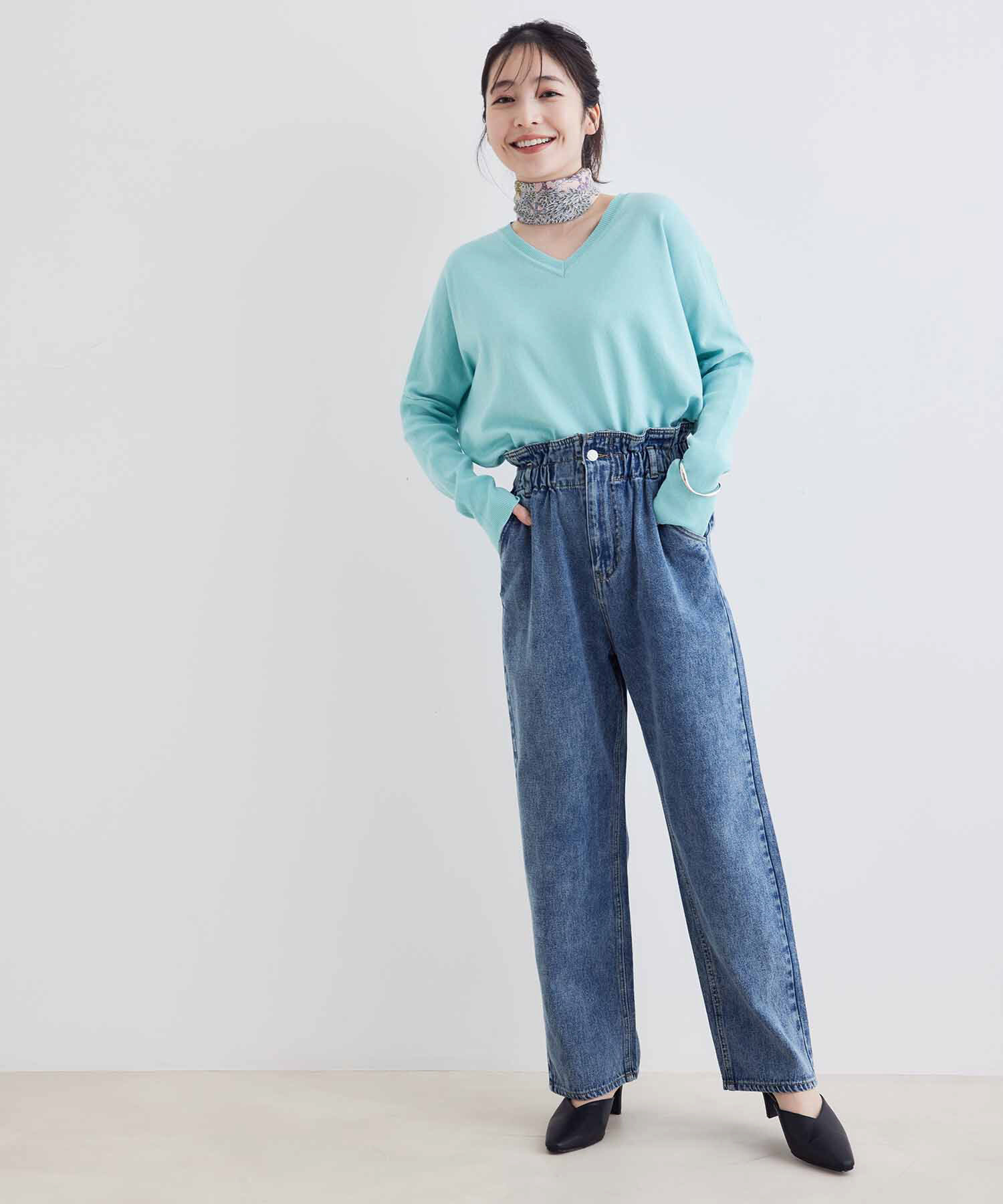 vis-a-vis「【一部店舗限定】Vネックドルマンニットプルオーバー」|ニット・セーター|