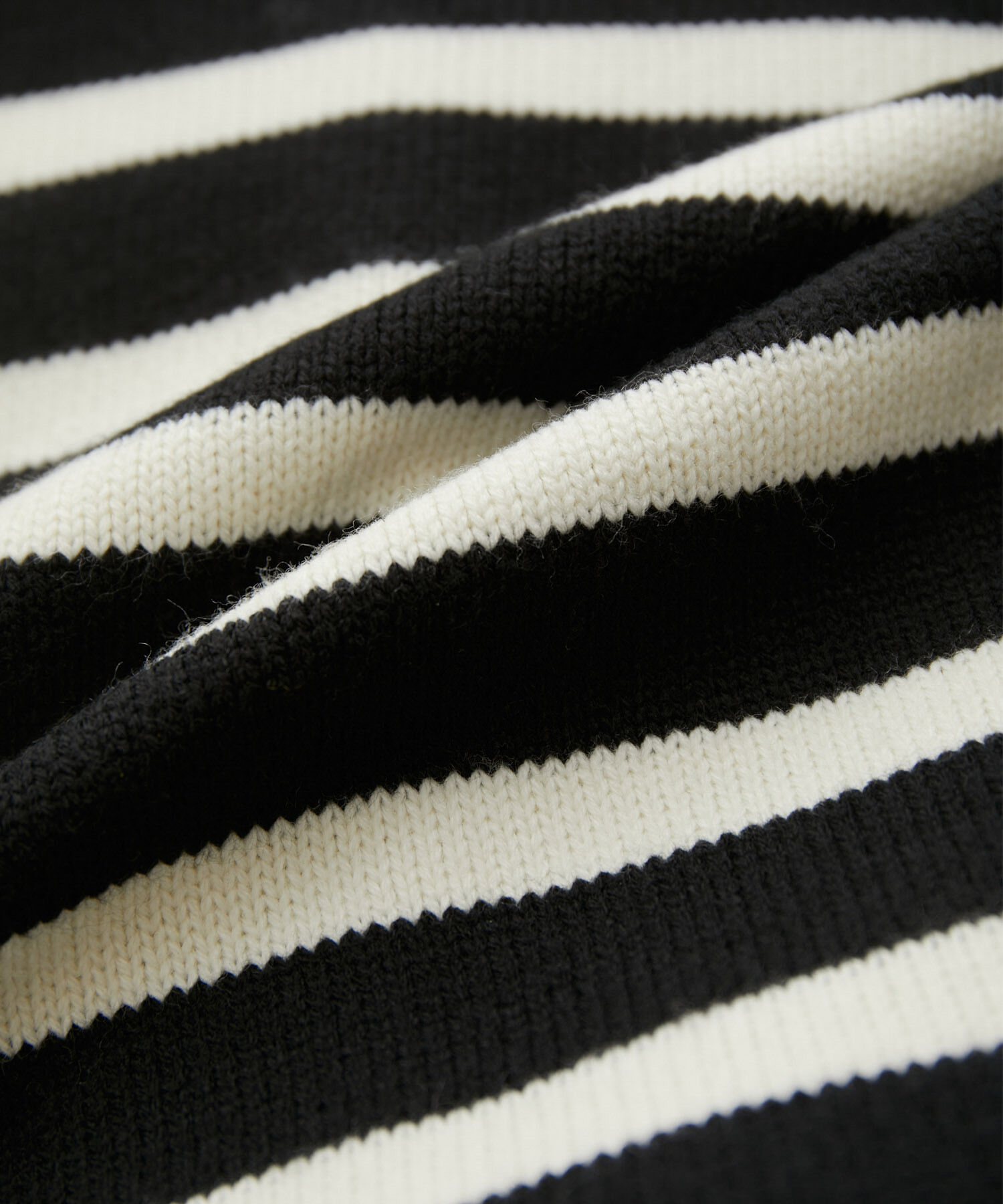 VIS「【洗える】ボーダー＆無地バックスリットニット【sustainable】」|ニット・セーター|