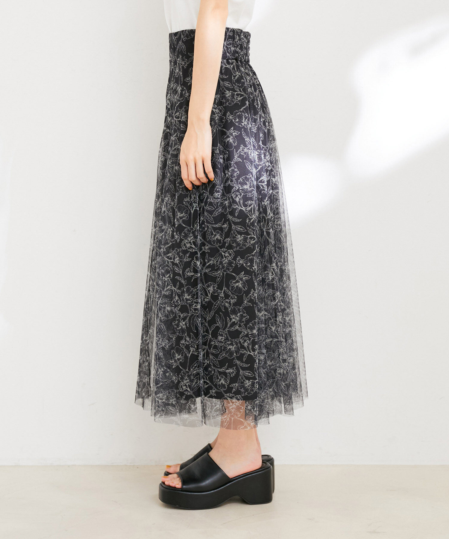 VIS「【洗える】チュール花柄プリントフレアマーメイドスカート」|スカート|
